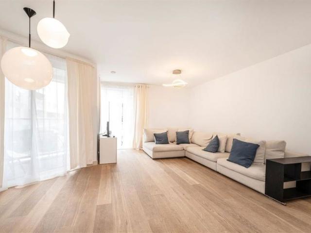 Avantgarde Place, E1, London
