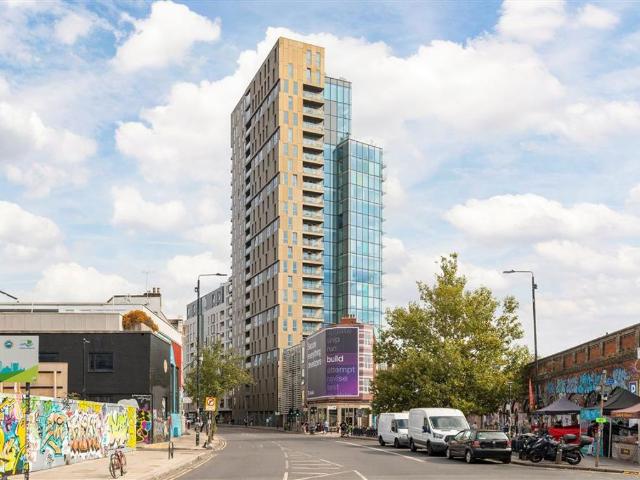 Avantgarde Place, Shoreditch E1, 3 bed flat to rent, £4,750 pcm | PrimeLocation
