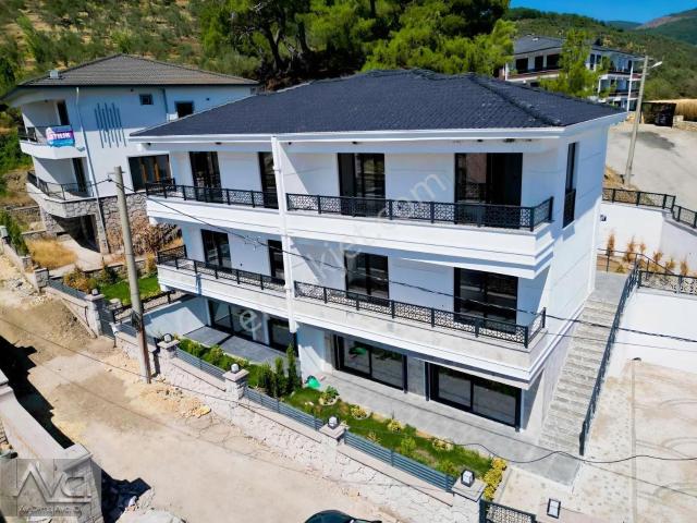 Avcı'dan Narlı Köy Mevkii Sıfır 5+2 Villa