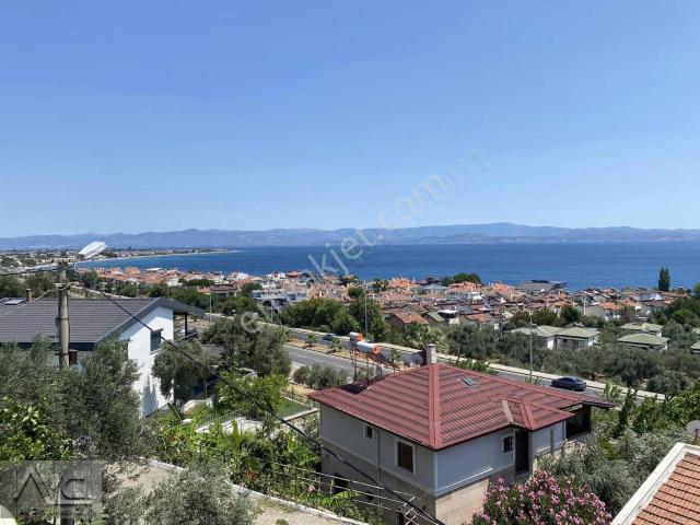 Avcıdan Deniz Manzaralı Bahçeli Teraslı Eşyalı 2+1 Kiralık Daire