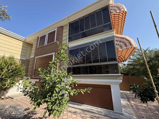 Avcıdan Denize Yakın Tripleks 5+1 Masrafsız Villa