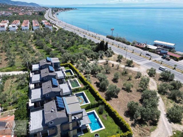 Avcıdan Denize Sıfır 400 M2 Arsa Müstakil Havuzlu Lüx Villa