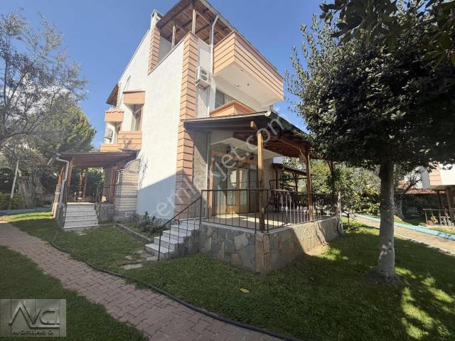 Avcı'dan Pembe Evler Sitesi Altınoluk 3+1 Havuzlu Otoparklı