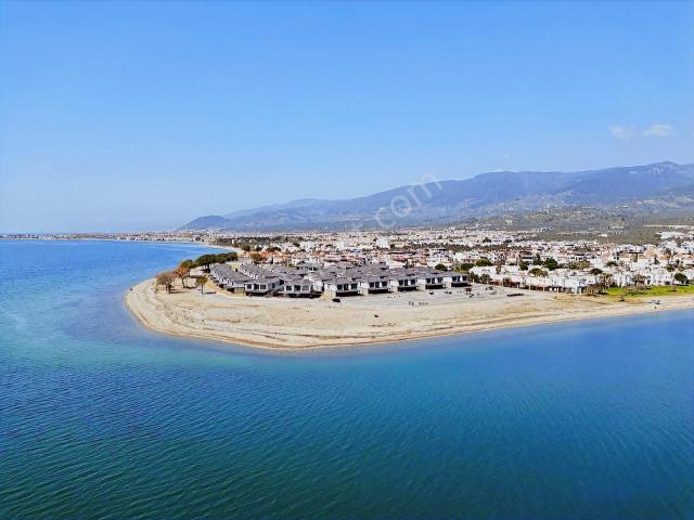Avcı'dan Tek Yetki 300m2 Net Denize Sıfır Villa/üçüncü Sıra