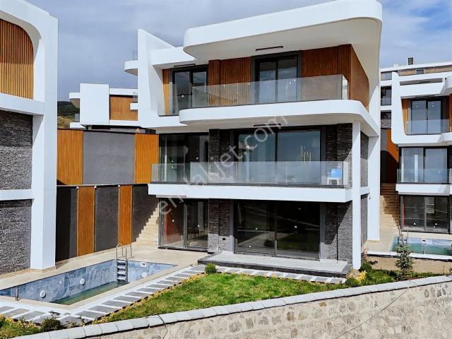 Avcı'dan 3+2 Körfezin En Lüks Projesi Emsalsiz Deniz Manzarası