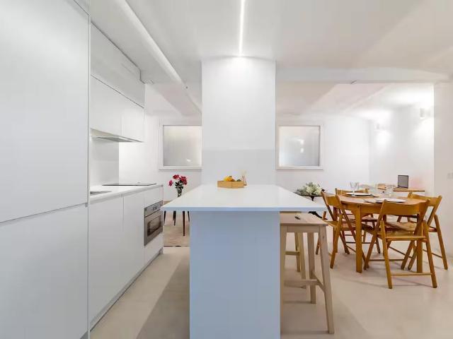 AVC INMOBILIARIO VENDE PISO