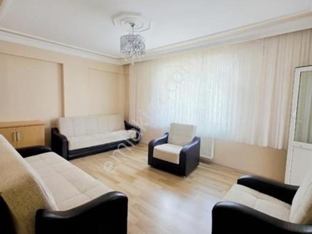 Avcılar M.büse 3 Dk. Yürüme Mesafesinde. Ara Kat, Eşyalı