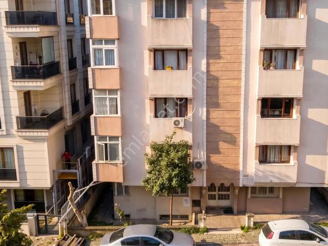 Avcılar Ambarlı'da Ters Dubleks 3+1 Düz Giriş Satılık Daire
