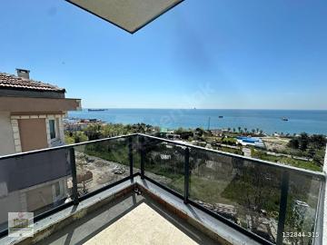Avcılar Ambarlıda Satılık 4+1 Cadde Üzeri Satılık Otoparklı
