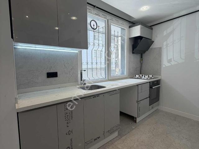 Avcılar Cihangir Mah 1+1 40 M2 Açık Mutfak Yüksek Giriş