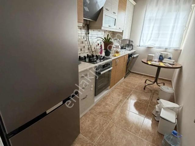 Avcılar Cihangir Metrobüs Yakın 2+1 90 M2 3. Kat Kiralık