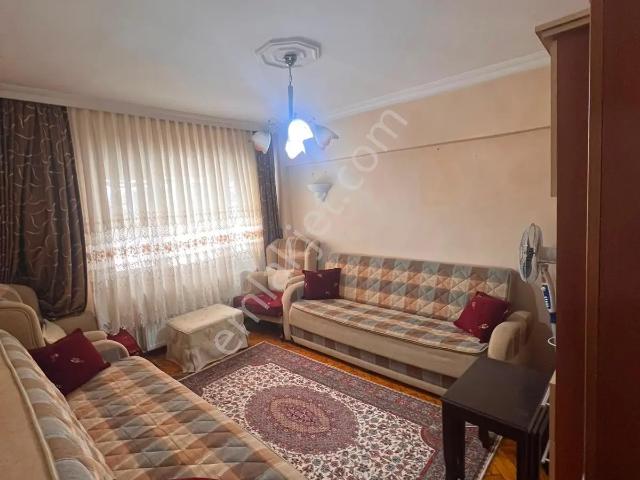 Avcılar Cihangir Mh De Hükümet Konağına Yakın Full Eşyalı Daire