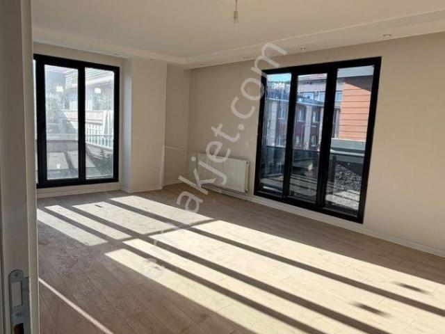 Avcılar Cihangirde Yeni Binada 2+1 Kiralık Daire