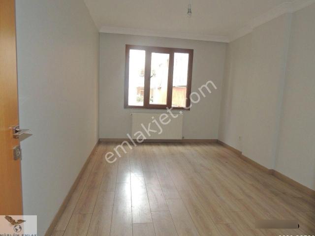 Avcılar D.köşklerde Metrobüse Yakın 2+1 Otoparklı Daire