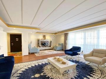 Avcılar D.köşklerde 3+1 180 M2 Saray Gibi Ara Kat Daire