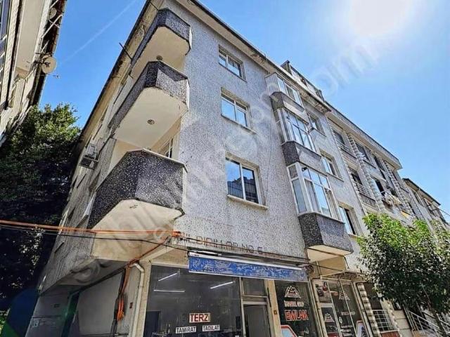 Avcılar Denizköşkler Mahallesinde Kiralık 2+1 Bahçeli Daire