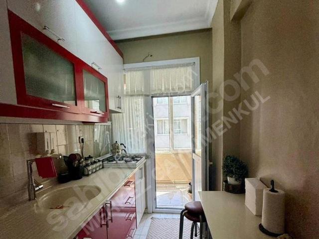 Avcılar Denizköşkler'de Yıkıma Gitmeyen İçi Düzgün Daire