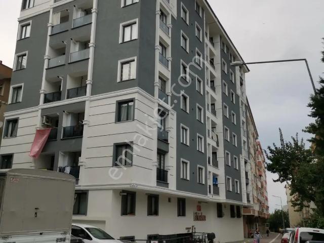 Avcılar Gümüşpala Da Yeni Binada Muhteşem Göl Ve Deniz Manzaralı 2+1 Kiralık Daire