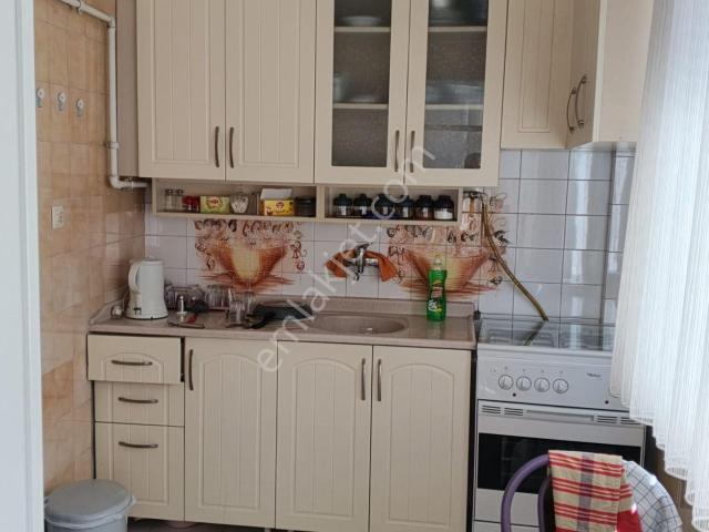 Avcılar Gümüşpala İbb Metrobuse Çok Yakın Kiralık 2+1.3 Kat 90 M2 Eşyalı Daire