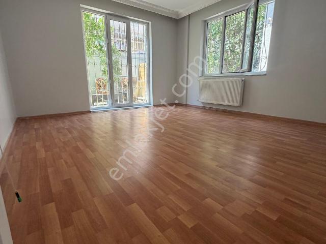 Avcılar Üniversite Mah. Kiralık 3+1 Bahçe Katı Masrafsız Daire