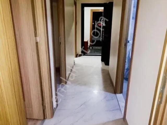 Avcılarda Teras Kat 2+1 Metrobüse Yakın
