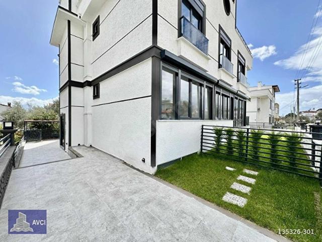 AVCI'DAN ÇAMLIBEL'DE DENİZE 300MT 250M2 4+1 BAHÇE DUBLEKSİ