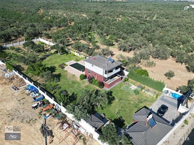 AVCI'DAN EDREMİT 3279m2 ARSA İÇİNDE MALİKANE