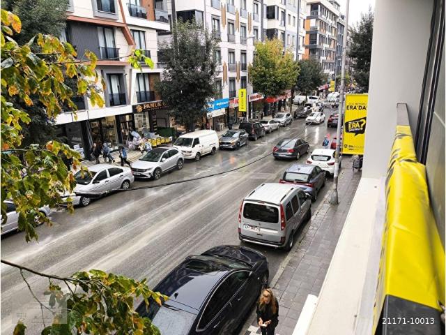 AVCILAR MERKEZDE OFİSE CADDE ÜZERİNDE 1+1 SIFIR DAİRE