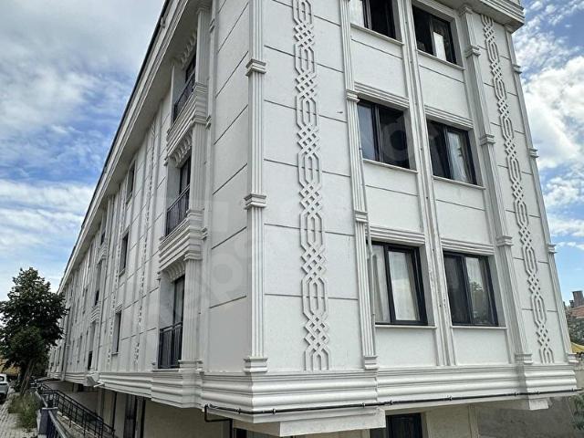 AVCILAR CİHANGİR DE METROBÜSÜN DİBİNDE 1+0 EŞYALI KİRALIK DAİRE