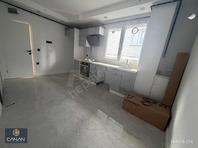 AVCILAR CİHANGİR MAHALLESİ SIFIR 1+1 45 M2 YÜKSEK GİRİŞ ASANSÖR
