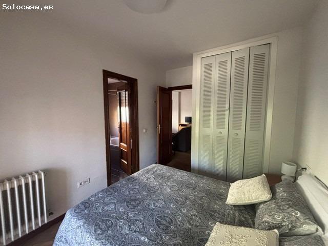 Avd. Barber. Piso AMUEBLADO, con 55 m2 de 1 dormitorio con 1 baño, todo completamente amueblado y co