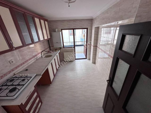Çavdemden Anavatan Caddesine Yakın Orta Kat Kiralık Boş Daire