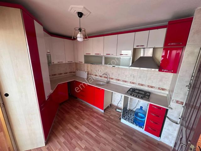 Çavdemden Bademlikte Cadde Yakın 3+1 Bağımsız Kiralık Boş Daire
