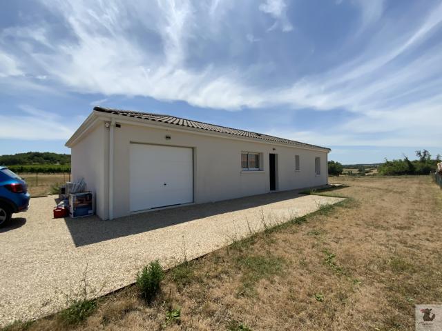Avec vue dégagée maison neuve de plain pied garage et jardin RIBAGNAC