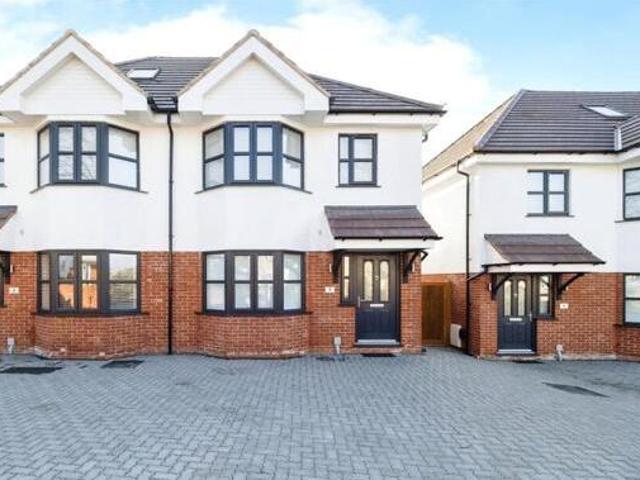 Aveley, Purfleet Road, South Ockendon, 4 Bedroom Semi detached