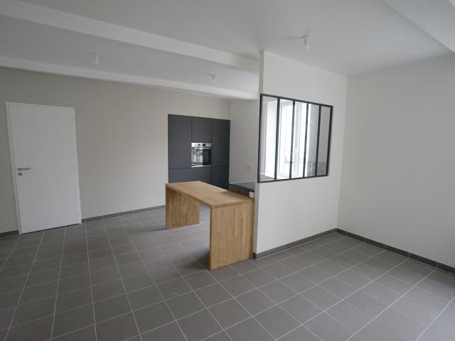 AVELIN APPARTEMENT T4 TRIPLEX