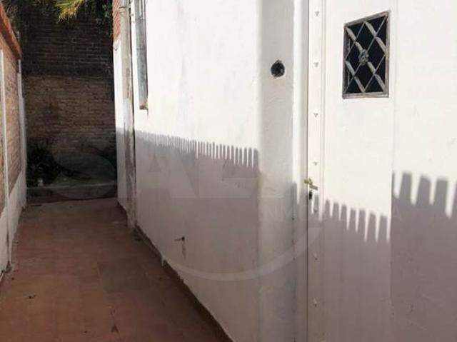 Avellaneda 3200, Candioti