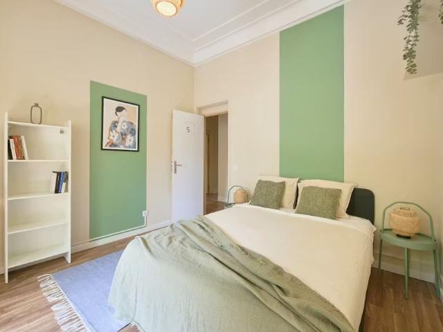 Avenida António Augusto de Aguiar, Lisbon, Lisbon 1050 010