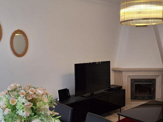 Avenida da Liberdade n23, Ramada, Portugal, Ramada e Caneças, Porto 2620 316