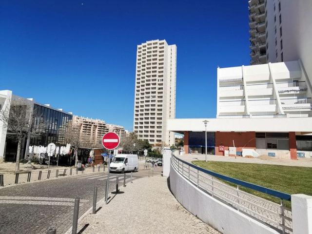 Avenida das Comunidades Lusíadas