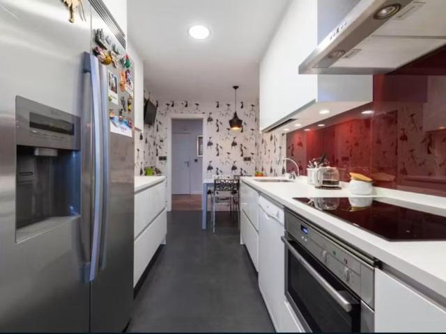 Avenida de Burgos, Madrid, Community of Madrid 28036
