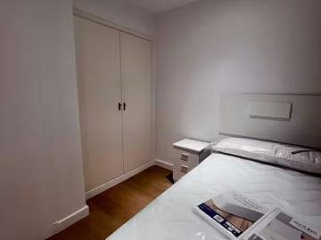 Avenida de Baviera, Madrid, Community of Madrid 28028