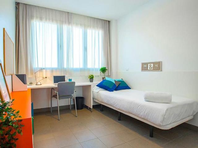 Avenida de Daroca, Madrid, Community of Madrid 28032