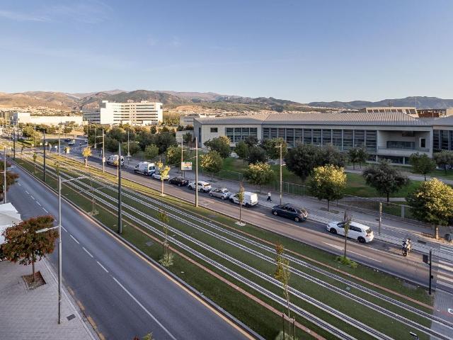 AVENIDA DE LA ILUSTRACIÓN