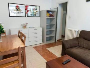 Avenida de los Toreros, Madrid, Community of Madrid 28028