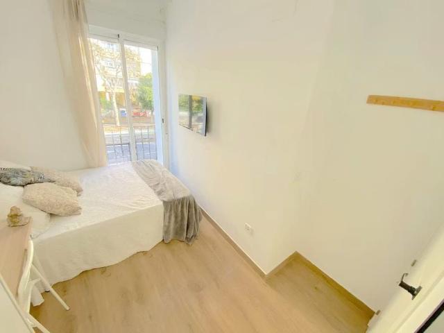 Avenida de Ramón y Cajal, Sevilla, Andalusia 41005