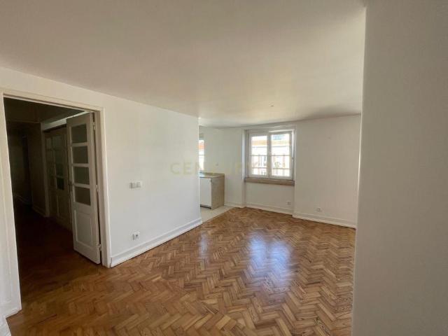 Avenida de Roma 9, Lisbon, Portugal, Areeiro, Lisbon 1000 260