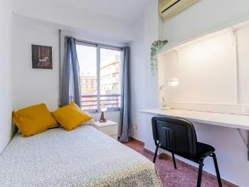 Avenida de San Antonio, Mislata, Valencian Community 46920
