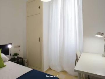 Avenida del Reino de Valencia, Valencia, Valencian Community 46005