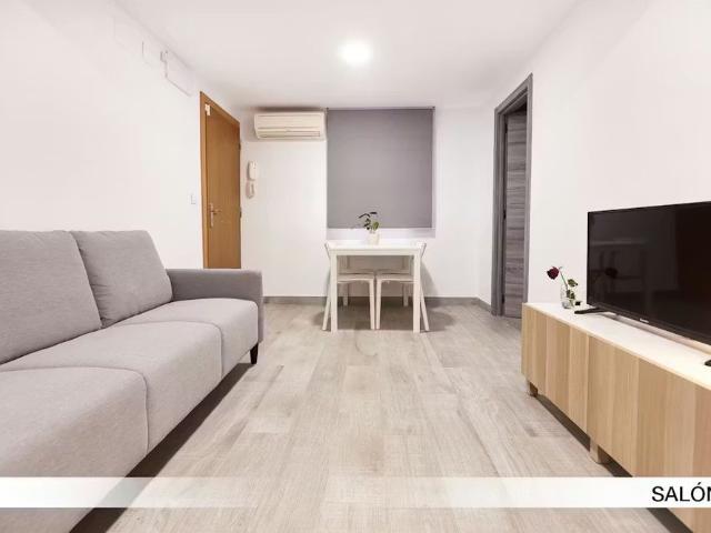 Avenida Doctor Fedriani, Sevilla, Andalusia 41009